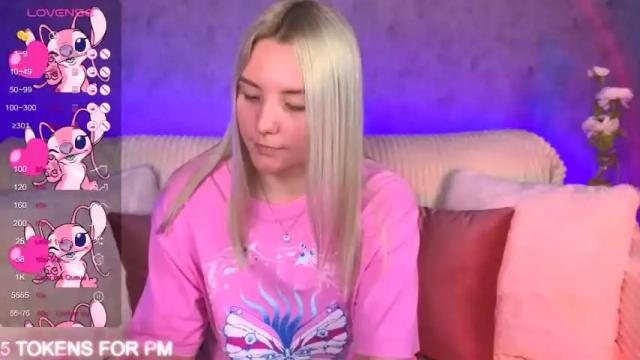 Image 2 of oliviashepard Stream on Chaturbate on 20 months ago