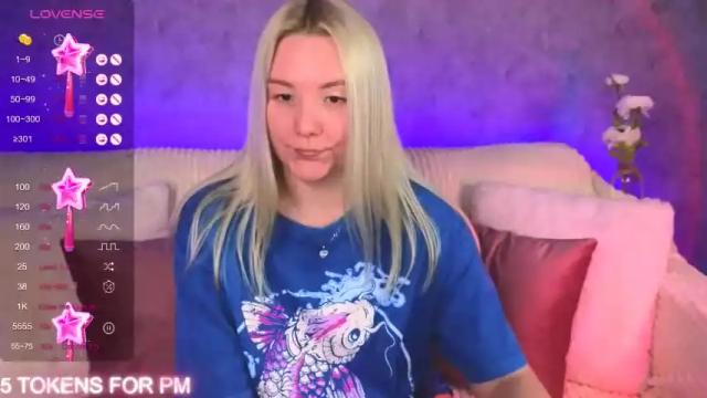 Image 3 of oliviashepard Stream on Chaturbate on 20 months ago