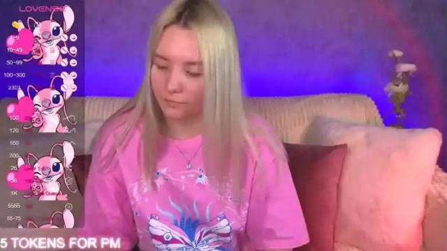 Image 2 of oliviashepard Stream on Chaturbate on 19 months ago