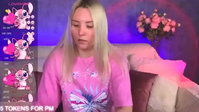 Image 3 of oliviashepard Stream on Chaturbate on 19 months ago