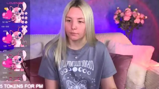 Image 12 of oliviashepard Stream on Chaturbate on 19 months ago