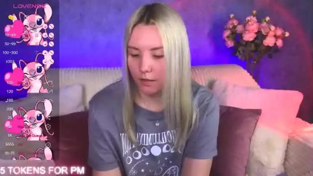 Image 8 of oliviashepard Stream on Chaturbate on 19 months ago