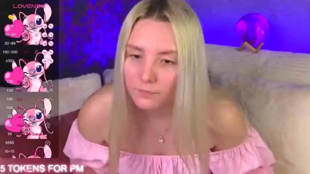 Image 6 of oliviashepard Stream on Chaturbate on 18 months ago