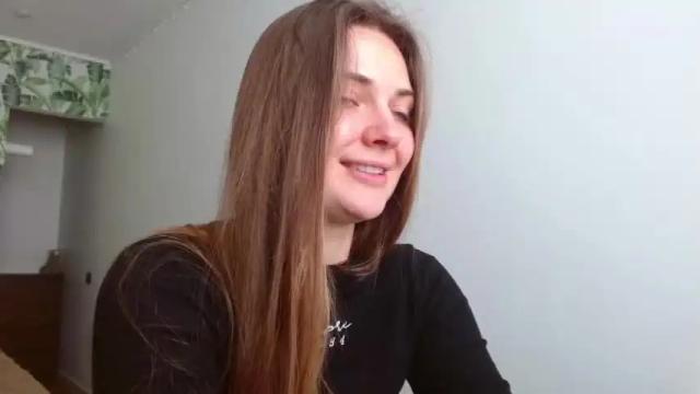 Image 12 of oliviashiny Stream on Chaturbate on 13 months ago