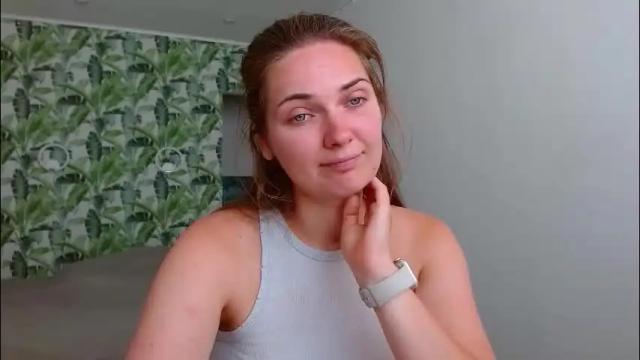 Image 10 of oliviashiny Stream on Chaturbate on 2 months ago