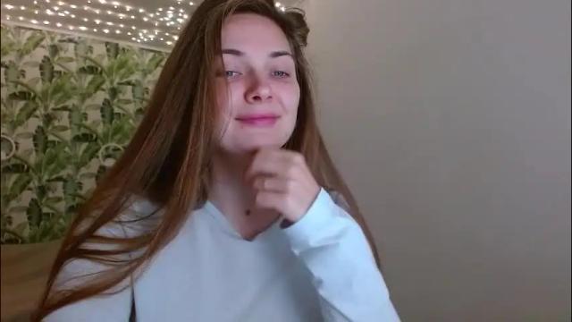 Image 2 of oliviashiny Stream on Chaturbate on 10 days ago