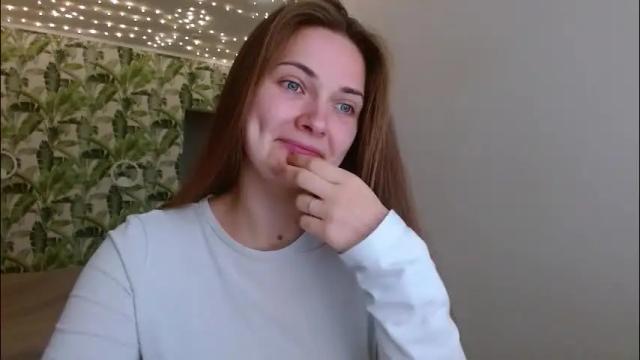 Image 6 of oliviashiny Stream on Chaturbate on 10 days ago