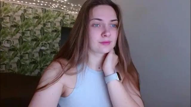 Image 2 of oliviashiny Stream on Chaturbate on 1 month ago