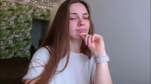 Image 10 of oliviashiny Stream on Chaturbate on 1 month ago