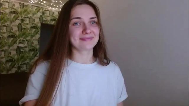 Image 4 of oliviashiny Stream on Chaturbate on 1 month ago