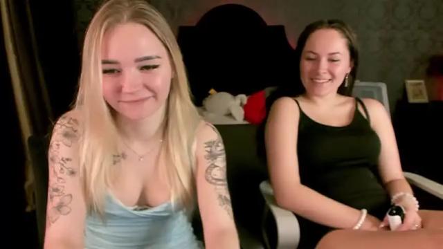 Image 11 of oliviya_lee Stream on Chaturbate on 18 months ago