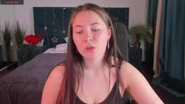 Image 3 of oliviya_lee Stream on Chaturbate on 18 months ago