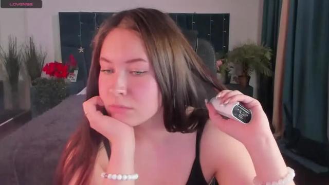 Thumbnail 2, oliviya_lee's Stream at Chaturbate, 18 months ago