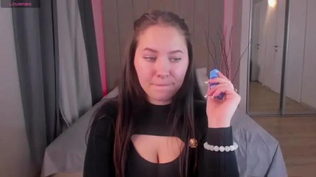 Image 6 of oliviya_lee Stream on Chaturbate on 18 months ago