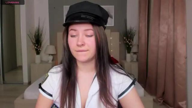Image 2 of oliviya_lee Stream on Chaturbate on 18 months ago