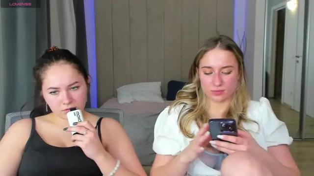 Image 2 of oliviya_lee Stream on Chaturbate on 18 months ago