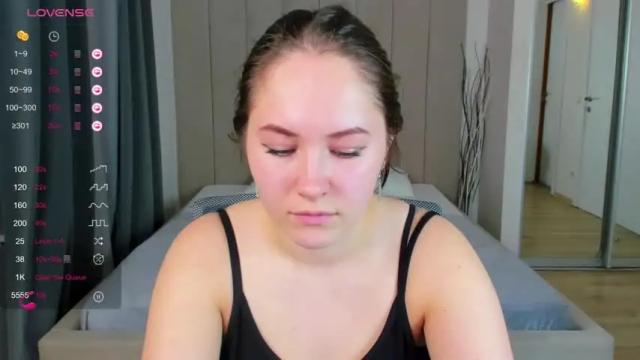 Image 12 of oliviya_lee Stream on Chaturbate on 18 months ago