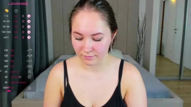 Image 8 of oliviya_lee Stream on Chaturbate on 18 months ago
