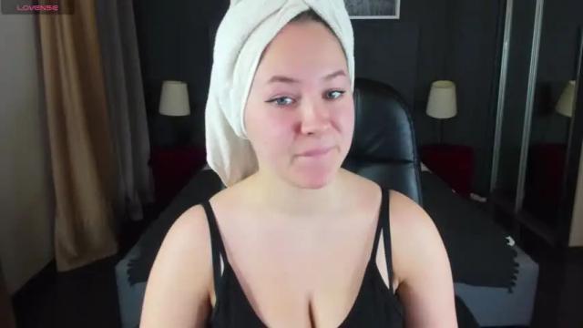 Thumbnail 2, oliviya_lee's Stream at Chaturbate, 17 months ago
