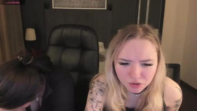 Image 11 of oliviya_lee Stream on Chaturbate on 17 months ago