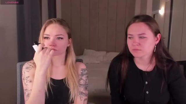 Image 2 of oliviya_lee Stream on Chaturbate on 17 months ago