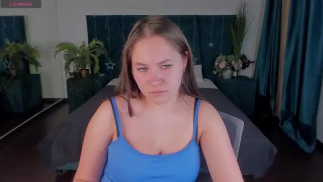 Thumbnail 1, oliviya_lee's Stream at Chaturbate, 17 months ago