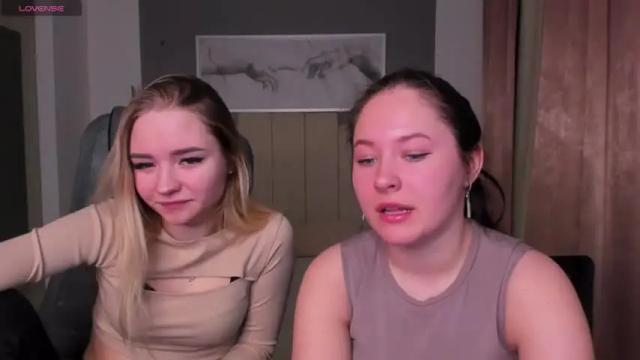 Image 3 of oliviya_lee Stream on Chaturbate on 16 months ago