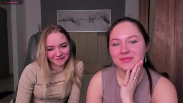 Image 6 of oliviya_lee Stream on Chaturbate on 16 months ago