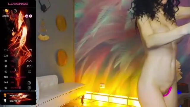 Image 8 of ollivyaa Stream on Chaturbate on 10 months ago