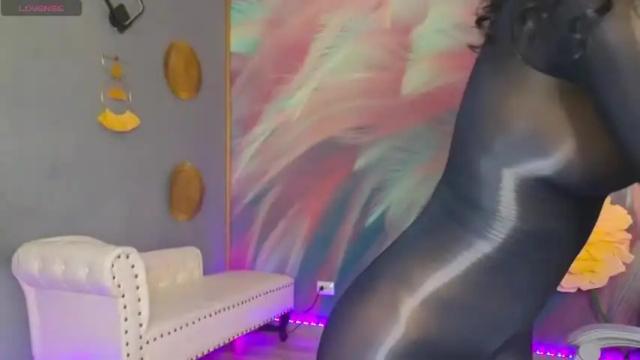 Image 11 of ollivyaa Stream on Chaturbate on 15 months ago