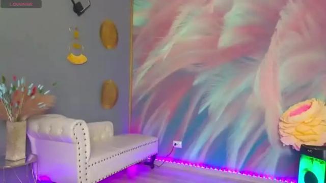 Image 7 of ollivyaa Stream on Chaturbate on 13 months ago