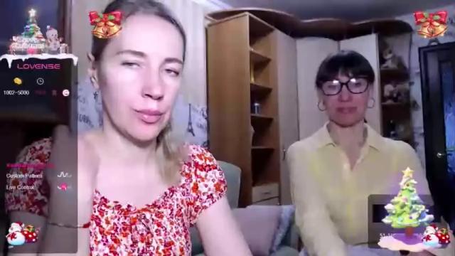 Image 2 of oly_cute_ Stream on Chaturbate on 16 months ago