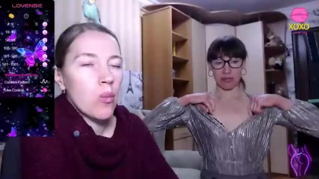 Image 11 of oly_cute_ Stream on Chaturbate on 15 months ago