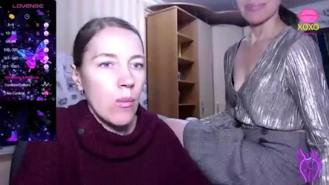Image 8 of oly_cute_ Stream on Chaturbate on 15 months ago