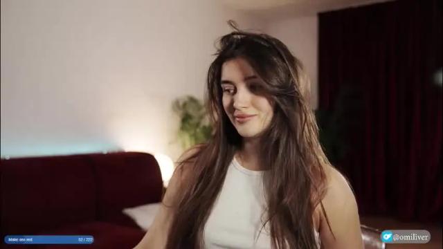 Image 10 of omiliver Stream on Chaturbate on 19 days ago