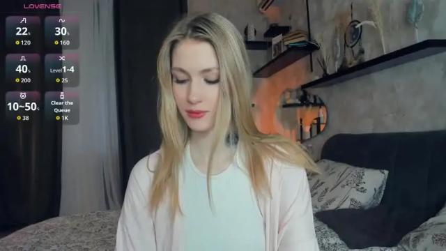 Image 2 of one_1ove Stream on Chaturbate on 1 month ago