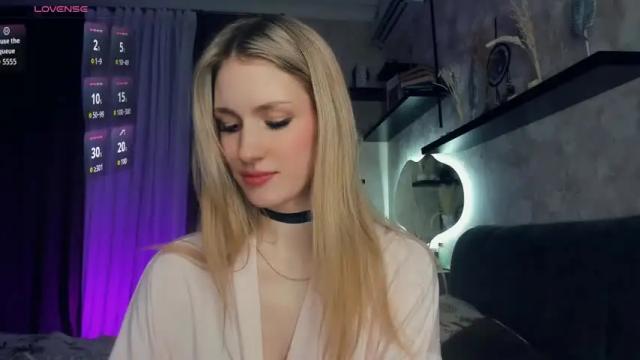 Image 7 of one_1ove Stream on Chaturbate on 1 month ago