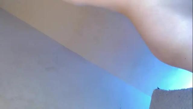 Image 3 of one_sweet_day18 Stream on Chaturbate on 25 days ago
