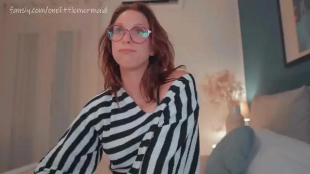 Image 4 of onelittlemermaid Stream on Chaturbate on 15 months ago