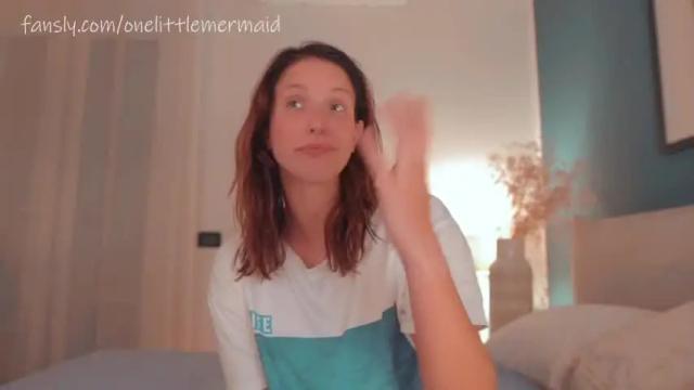Image 4 of onelittlemermaid Stream on Chaturbate on 14 months ago