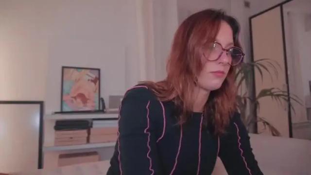 Image 8 of onelittlemermaid Stream on Chaturbate on 14 months ago