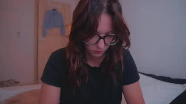 Thumbnail 1, onelittlemermaid's Stream at Chaturbate, 1 month ago