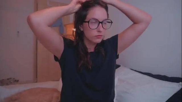 Image 2 of onelittlemermaid Stream on Chaturbate on 1 month ago