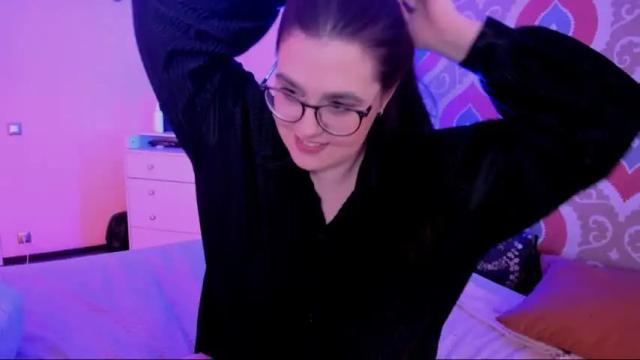 Image 7 of oneonbillion Stream on Chaturbate on 17 months ago