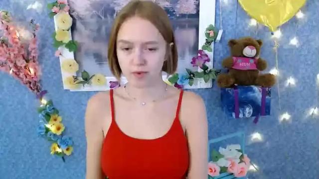 Image 3 of only_cute_ Stream on Chaturbate on 17 months ago
