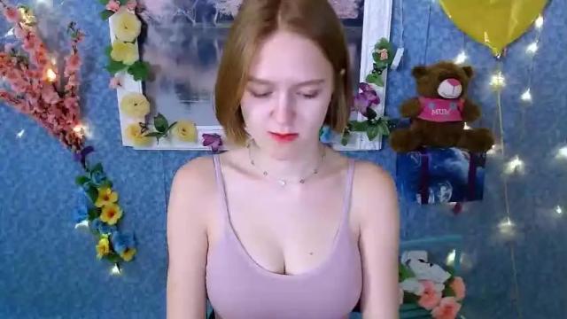 Thumbnail 3, only_cute_'s Stream at Chaturbate, 17 months ago
