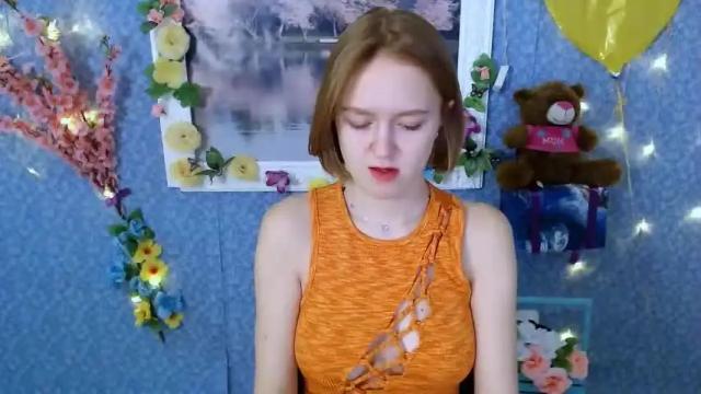 Image 2 of only_cute_ Stream on Chaturbate on 17 months ago