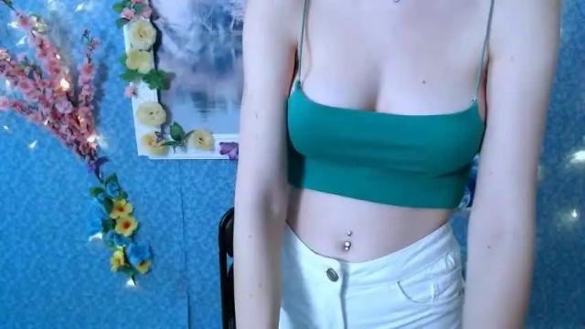 Image 10 of only_cute_ Stream on Chaturbate on 17 months ago