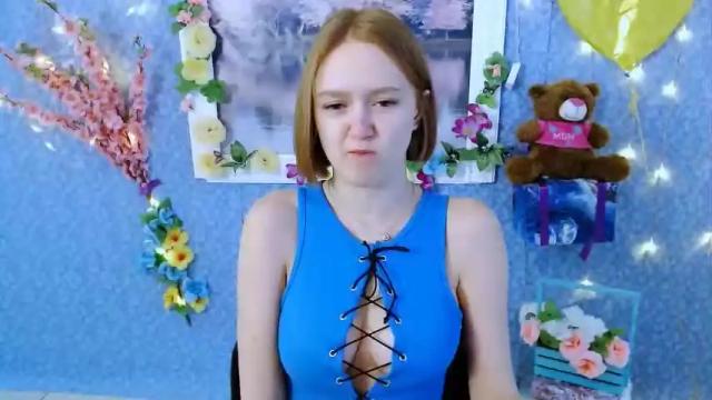 Image 2 of only_cutte_liss Stream on Chaturbate on 16 months ago