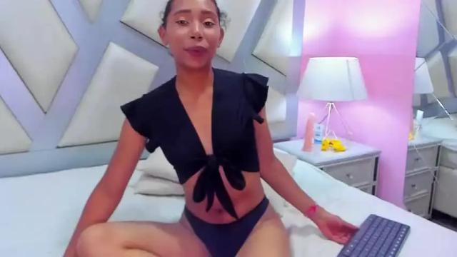 Thumbnail 3, only_emma's Stream at Chaturbate, 17 months ago
